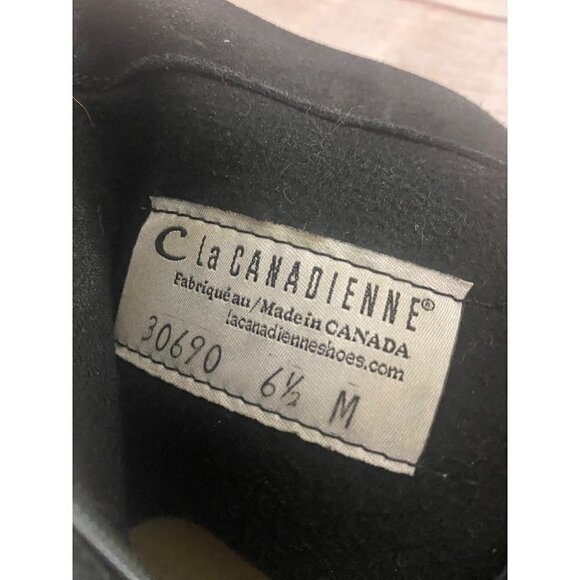 C La Canadienne Women's Black Suede Ankle Booties - 6 1/2M - Picture 11 of 12